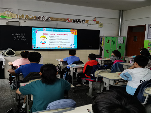 0714吉林珲春红军小学——珲春一实验：溺水警钟时常鸣  安全护航永不停 (4).jpg
