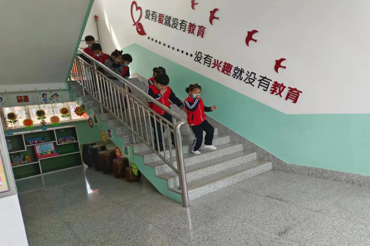 微信图片_202304271517432_副本.jpg
