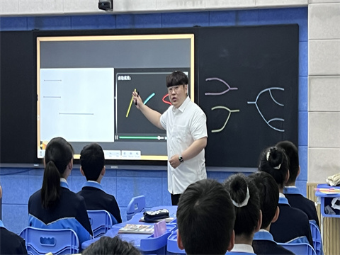 512中国工农红军珲春红军小学： (10).jpg
