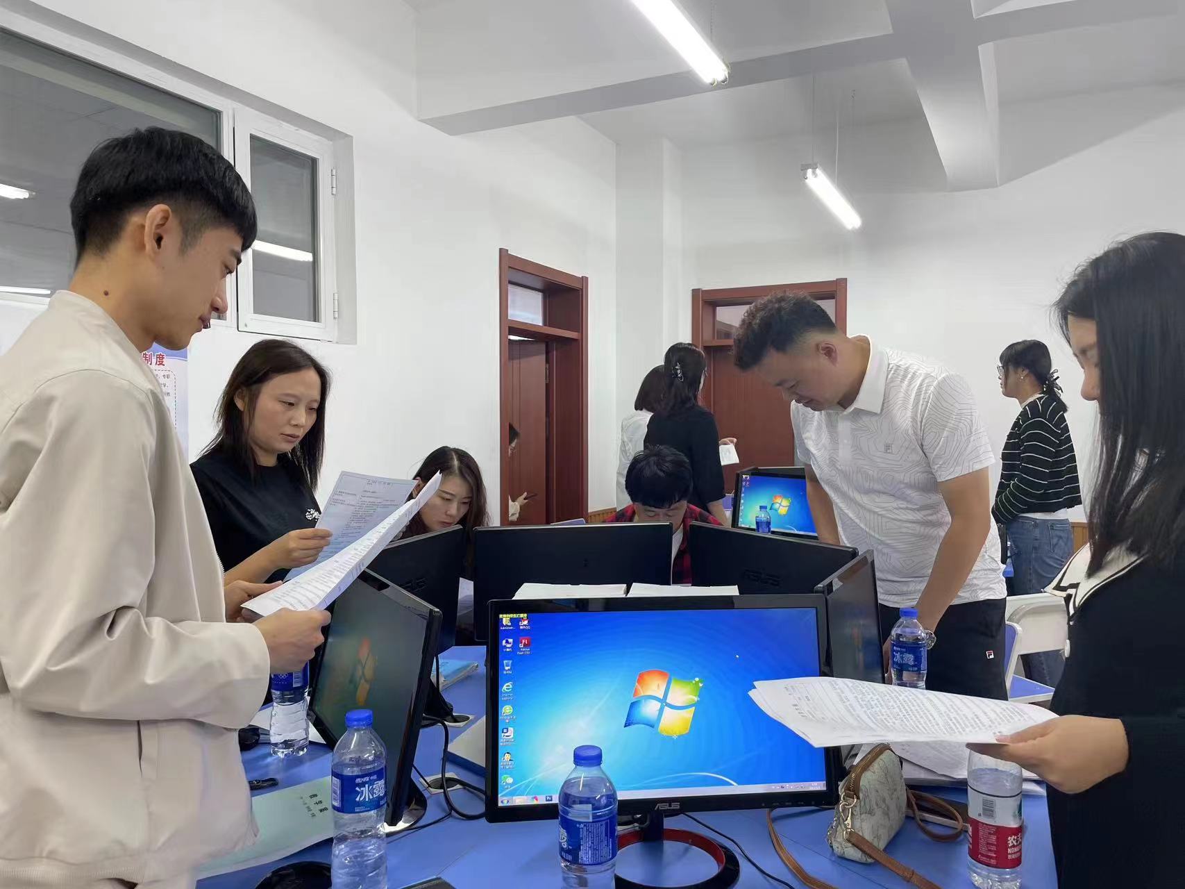 龙井市开展信息科技学科集体备课活动2.jpg 龙井市开展信息科技学科集体备课活动2.jpg