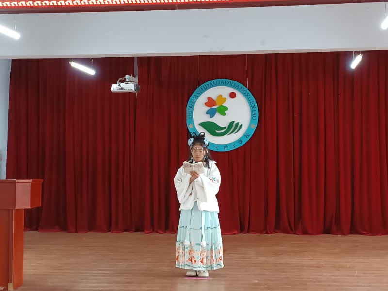 歌曲表演.jpg