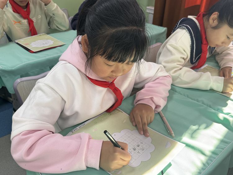 微信图片_20241217103754_副本.jpg