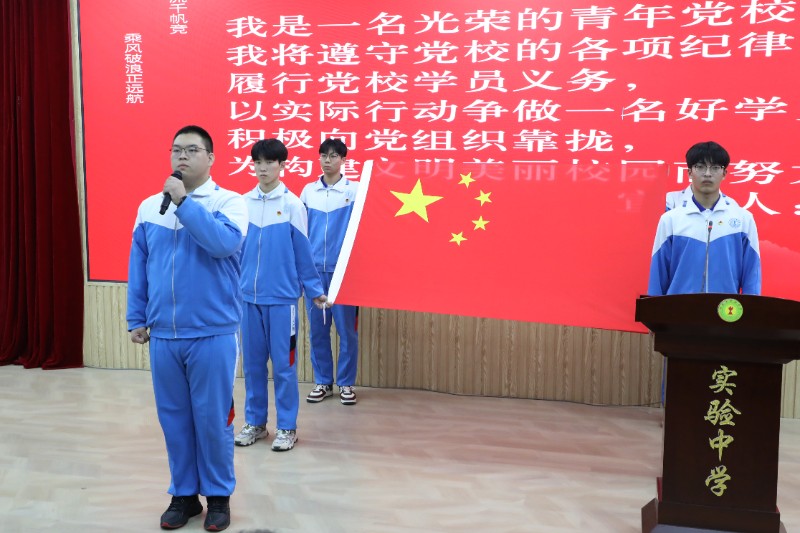 886dca8396d50e8fd1871c44be95c18.jpg