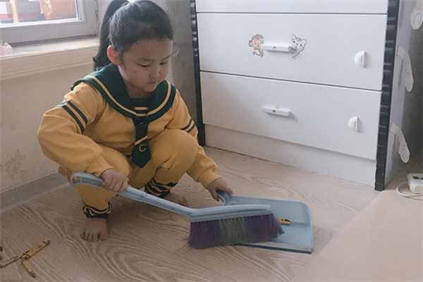 1589850934_0608_55091.jpg 2 我会扫地.jpg