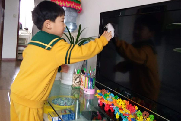 1589850944_2421_57275.jpg 3 我爱劳动.jpg