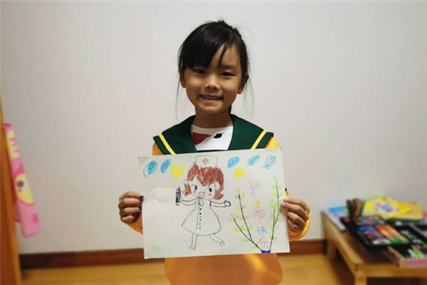 1589851053_6116_53404.jpg 3 护士阿姨,节日快乐!.jpg