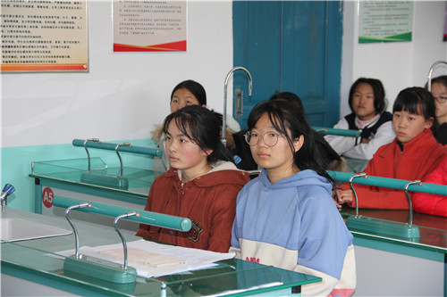 1604560007_0025_81526.jpg image