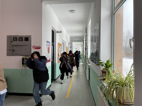 1617156211_51_60951.jpg 疏散2.jpg