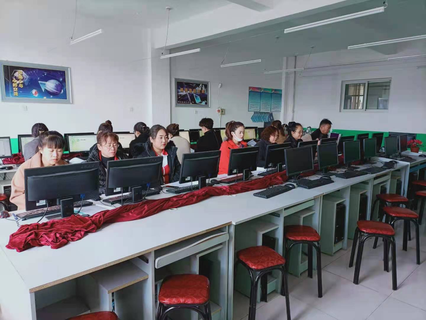 1618289631_1972_68885.jpg 1618289631_1972_68885.jpg