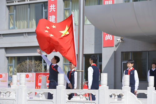 2升旗仪式.JPG