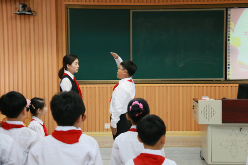 1619600782_6487_34661.jpg 1.人员报告.JPG