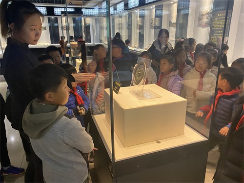 1634799653_0785_26960.jpg a502e93aa84450a6fa53d64aef691bb.jpg