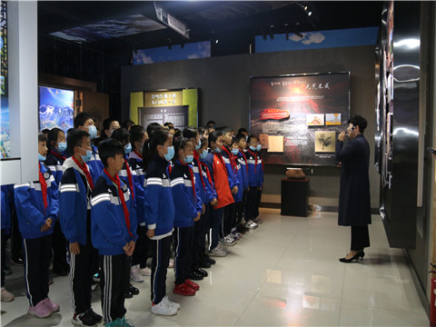 1635472121_7032_41859.jpg image