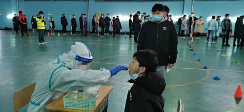 学生核酸检测3_副本.jpg