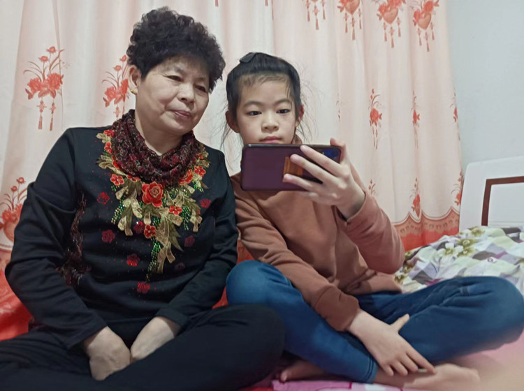 《疫情当下我们如何做个好家长》 (3)_副本.jpg