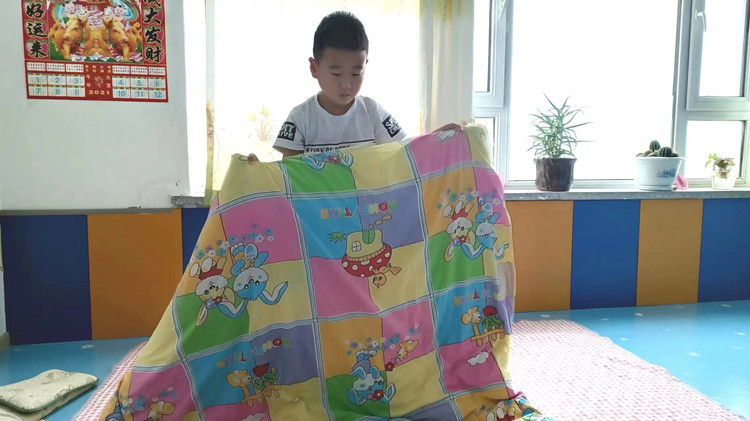 叠被子_副本.jpg