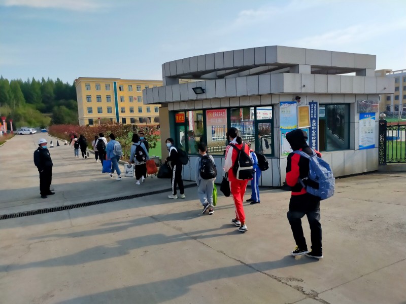 1652667785_5935_13123.jpg 1652667785_5935_13123.jpg