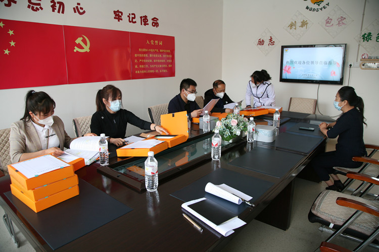 汪清三幼接受教育局疫情防控督导检查.jpg