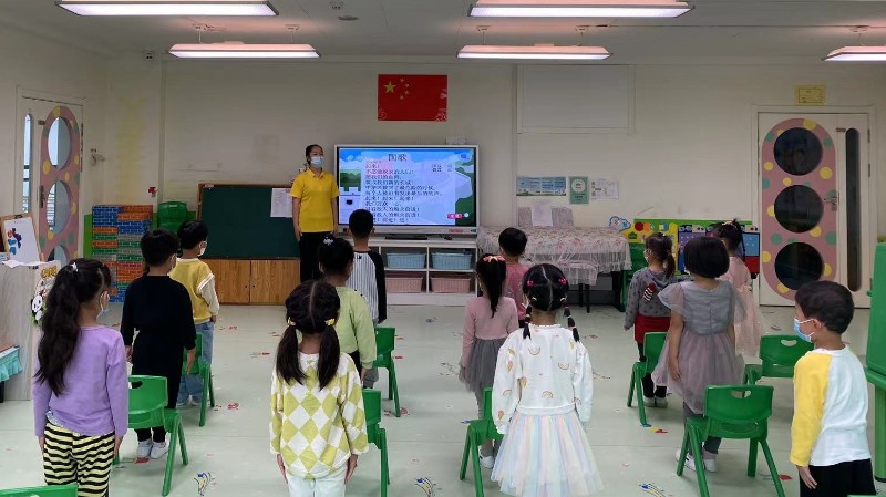 唱国歌2_副本.jpg