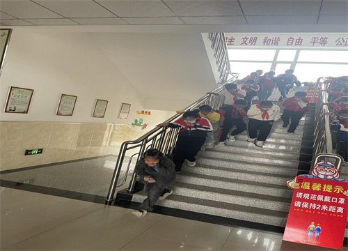 1663987183_8157_63159.jpg 1663987183_8157_63159.jpg