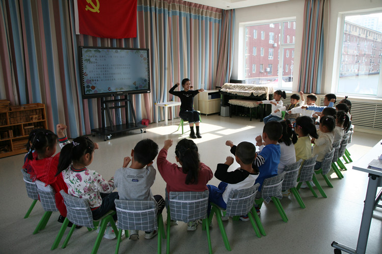 1664505362_0509_87688.jpg 汪清三幼:初绽风采 共同成长.jpg