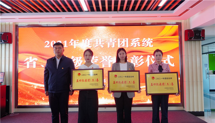 1667291001_1803_22295.jpg 修图101.jpg