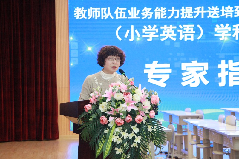 1667554629_267_59338.jpg 教师进修学校举行小学英语学科送培到县活动1.jpg