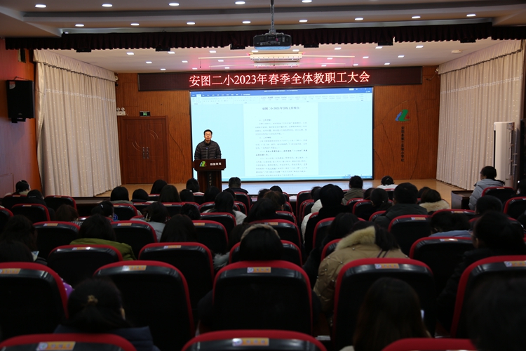 1676940255_6155_80396.jpg EC7A0098.JPG