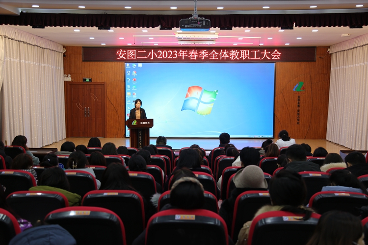 1676940255_8724_18956.jpg EC7A0015.JPG