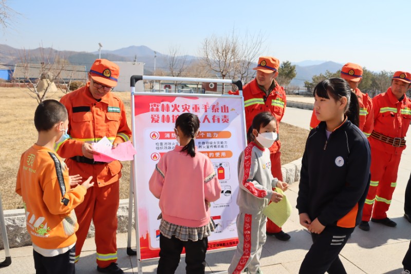 1681429040_0377_94673.jpg 1681429040_0377_94673.jpg