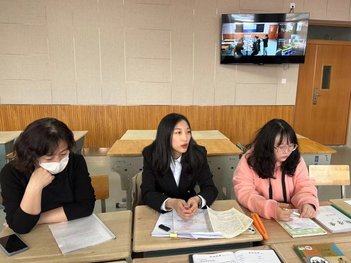 1681890674_3856_62863.jpg 语文开会1.jpg