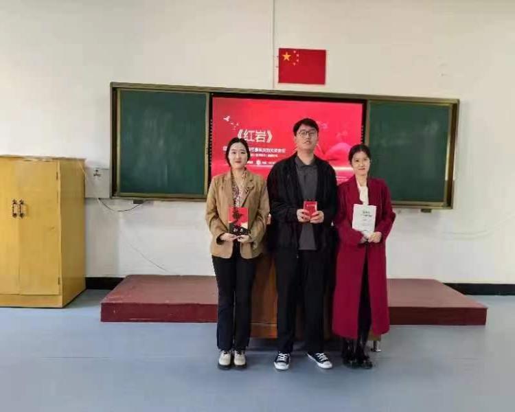 1.合照 750.jpg