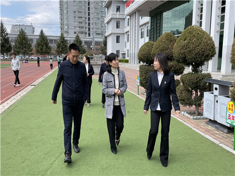4月26日：中国工农红军珲春红军小学：调研指导促发展 殷切关怀暖人心1.jpg