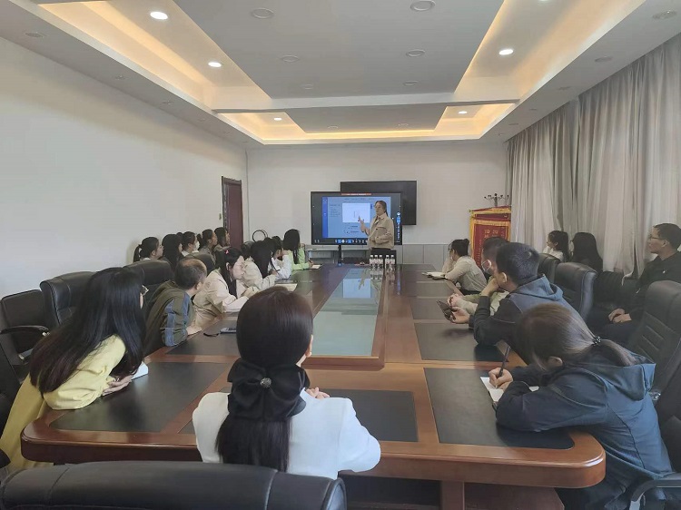 1684380650_2149_53936.jpg 龙井市德新联校开展“弘扬雷锋精神 做时代好少年”活动.jpg