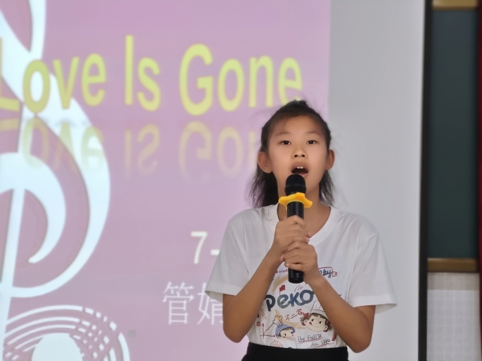 演唱照片 (1).jpg