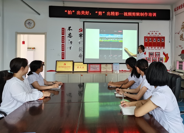 培训照片.jpg