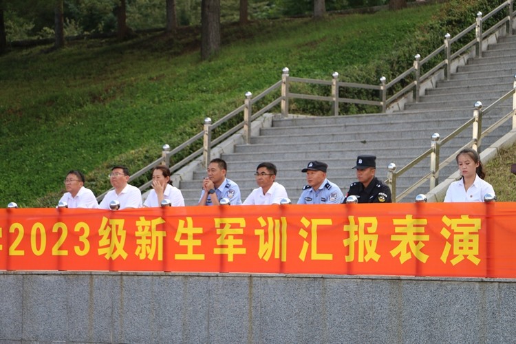 1693962802_0388_59824.jpg IMG_5975.JPG