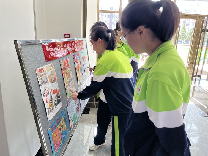 活动三：“同心向党 喜迎州庆”红色书画展  (3).jpg