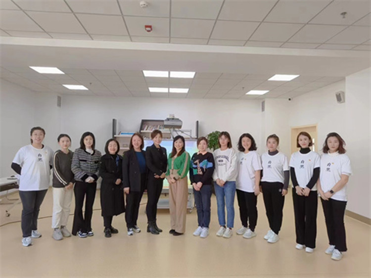 8.合影留念1.jpg