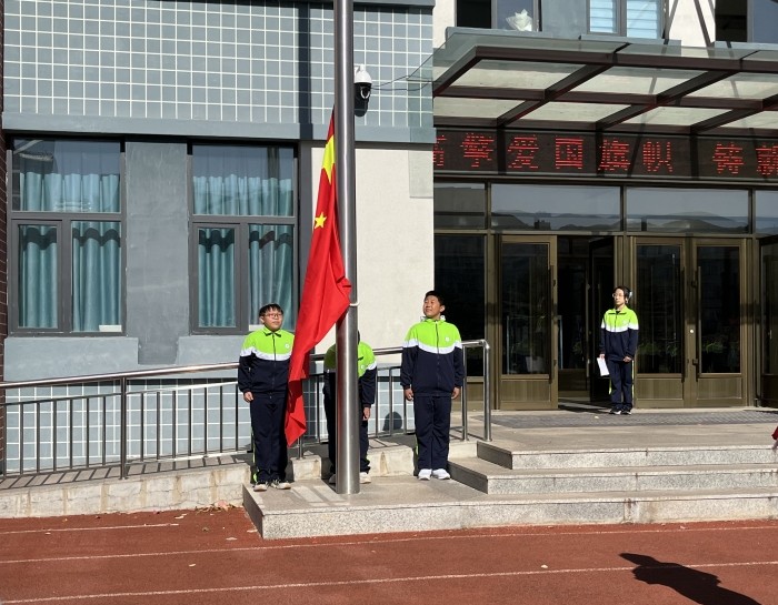 升旗 (2).jpg
