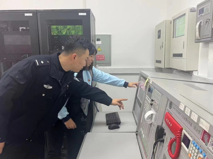 五工幼儿园开展“预防为主，生命至上”119消防宣传月系列活动 (1).jpg