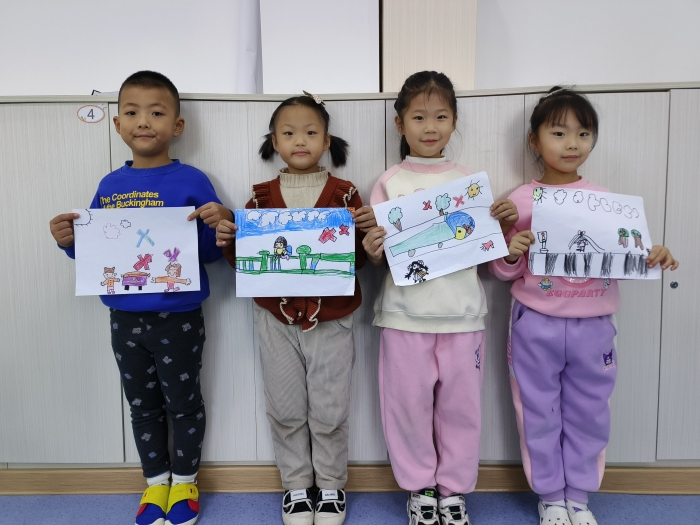 五工幼儿园开展全国交通安全日教育活动 (3).jpg