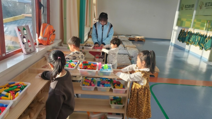 五工幼儿园开展“扫除尘 迎元旦”爱国卫生运动 (1).jpg