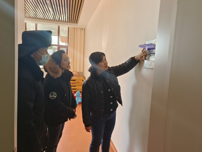 五工幼儿园开展寒假前安全检查行动 (2).jpg