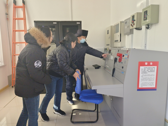 五工幼儿园开展寒假前安全检查行动 (3).jpg