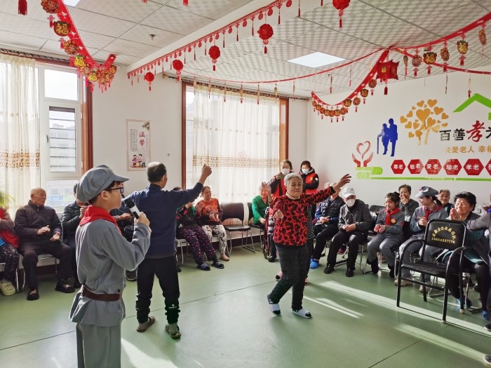 国门红军小学“弘扬雷锋精神 践行传统美德”学雷锋志愿服务活动 (3).jpg