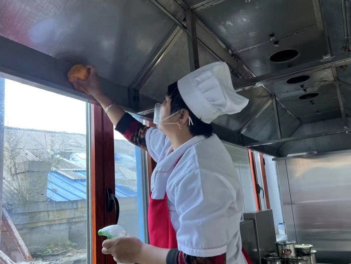 五工幼儿园开展“爱国卫生运动”系列活动 (1).jpg