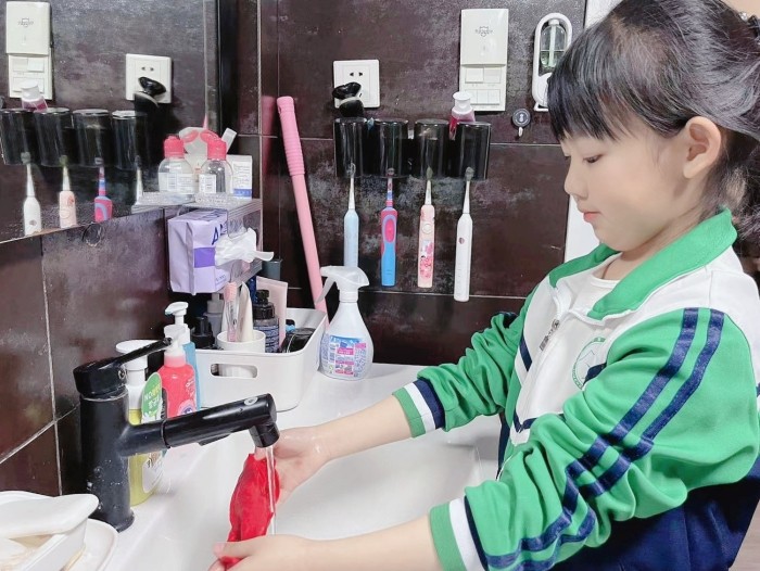 “以‘劳’为美‘动’中育心”五一劳动节主题教育活动 (5).jpg