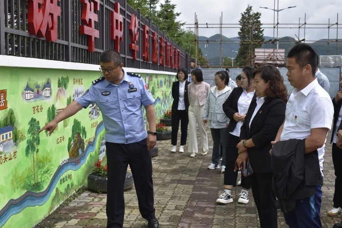 1719903571_8148_90438.jpg ad33df9a3b6ff68c141aa0d8de5774f.jpg