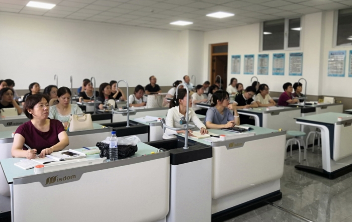 1724929868_8386_58263.jpg 2参培教师.jpg